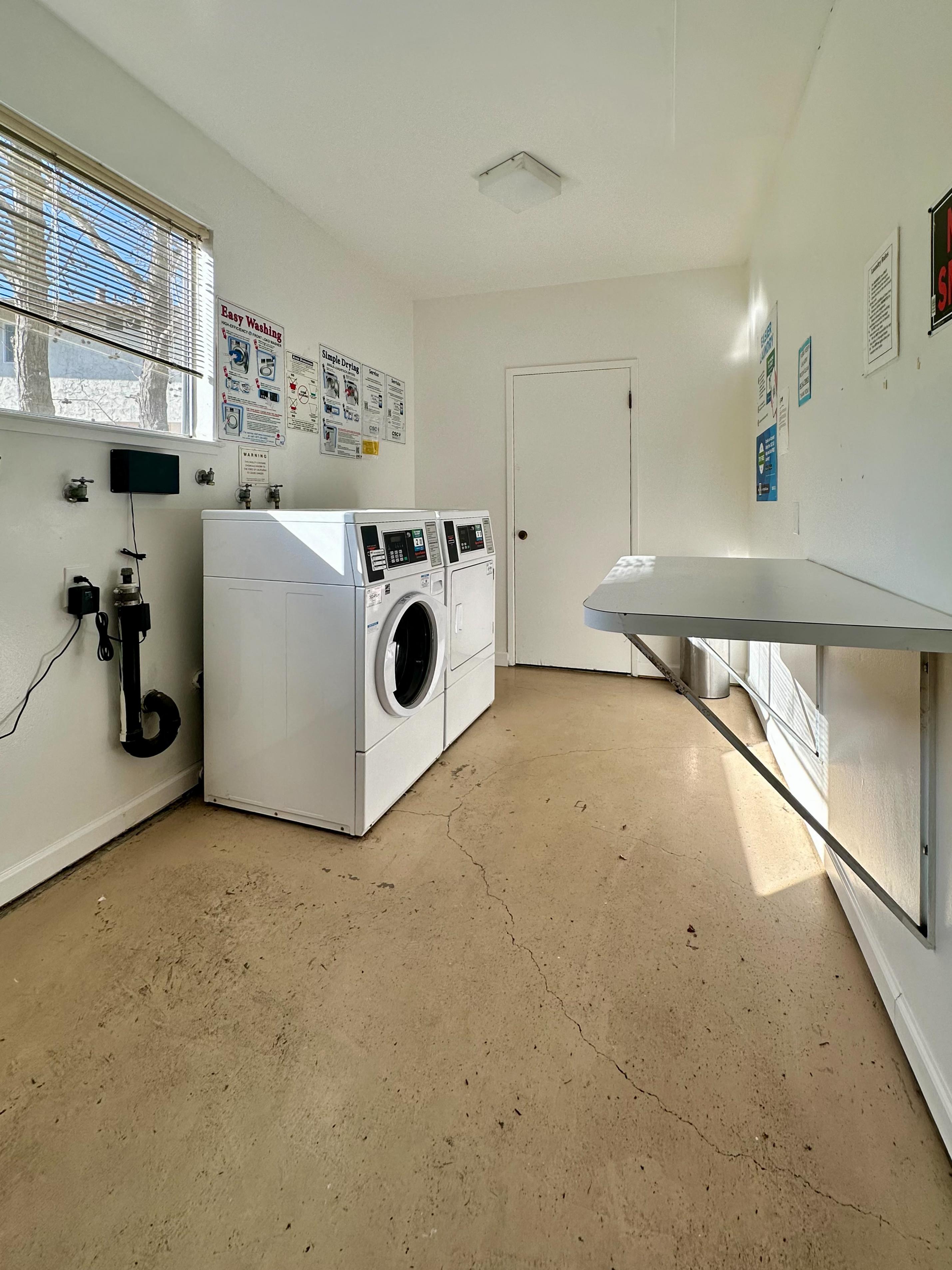 691 Ontario Ct photo 3